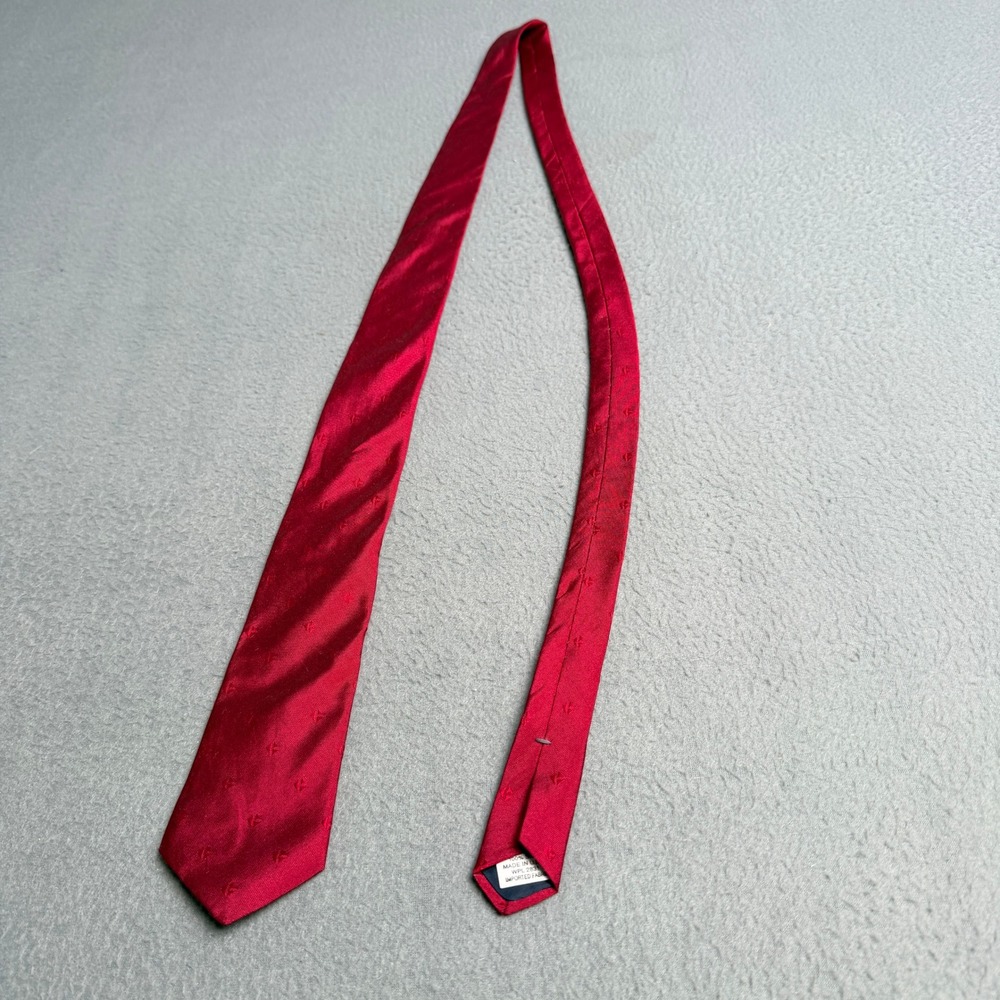 Surrey Sophisticates Mens Red Geometric Jacquard 100% Silk Necktie Made in USA